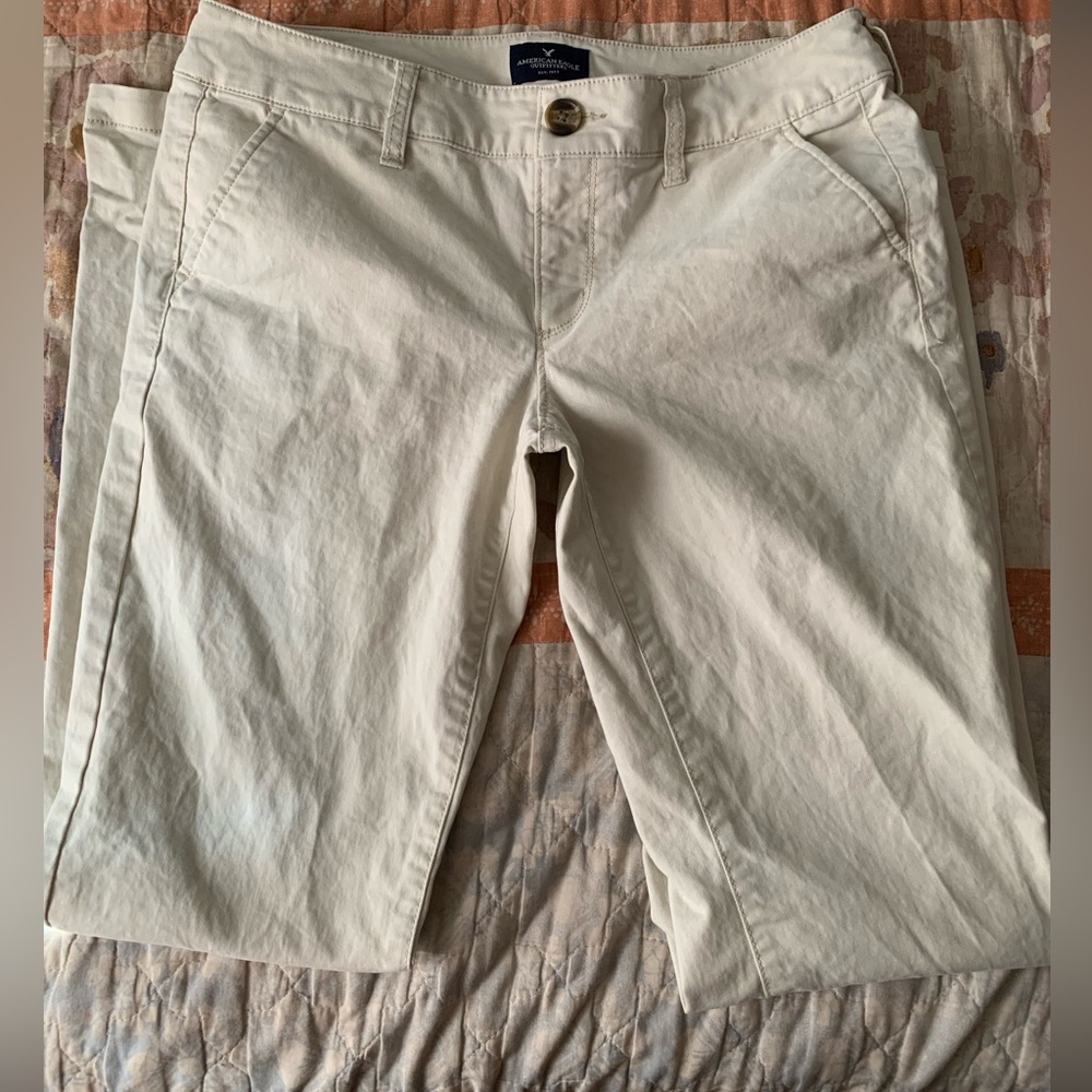 American Eagle kick boot khaki pants. Size 8.